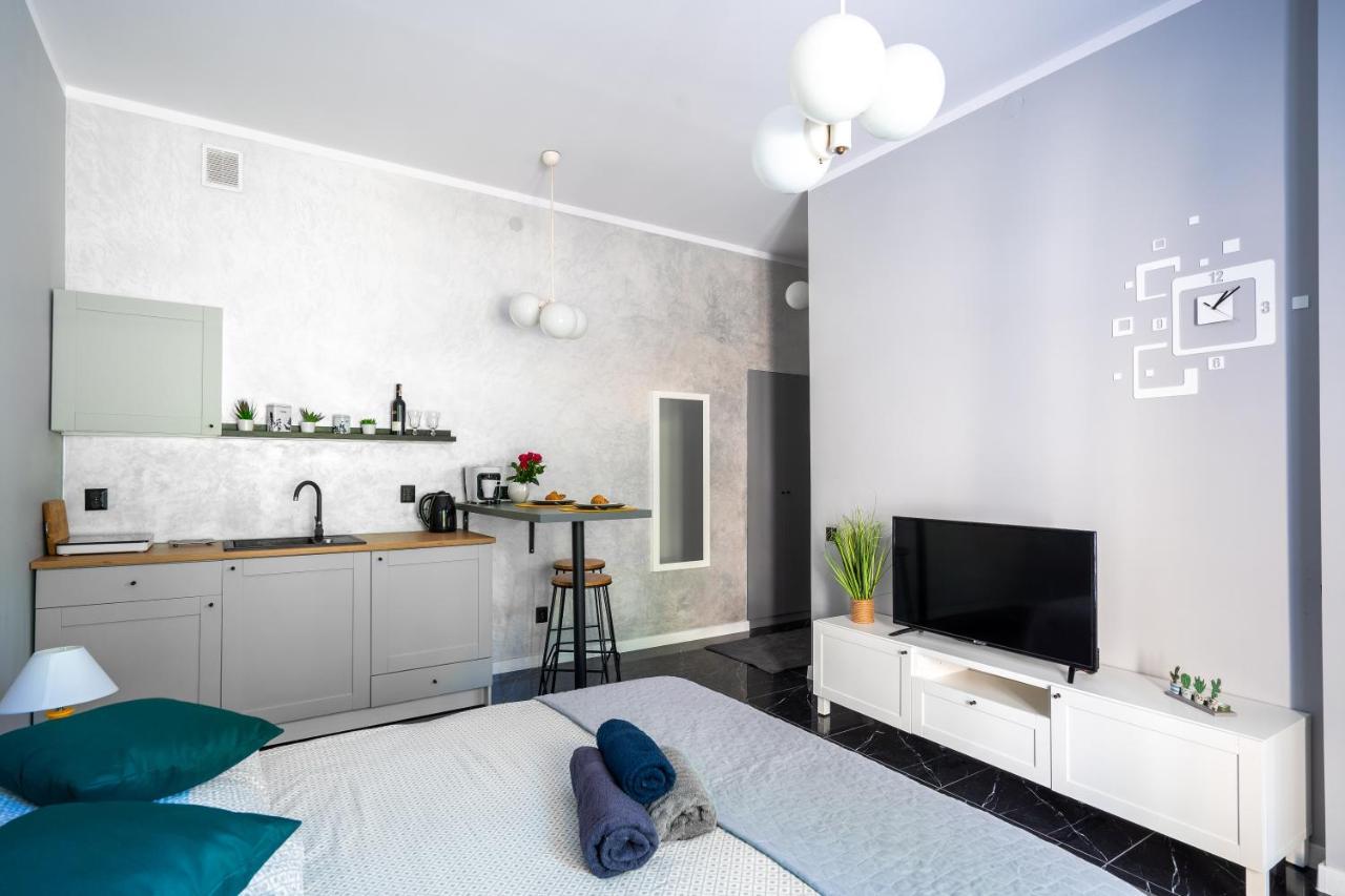 ורשה Stylish Studio In The Heart Of The City. מראה חיצוני תמונה