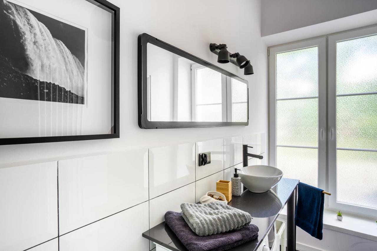 ורשה Stylish Studio In The Heart Of The City. מראה חיצוני תמונה
