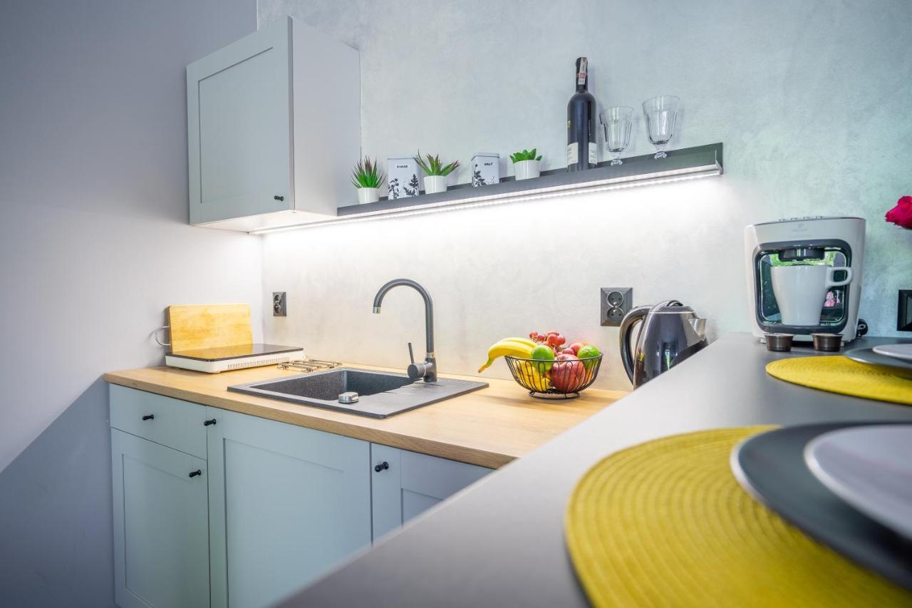 ורשה Stylish Studio In The Heart Of The City. מראה חיצוני תמונה